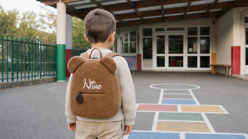 Cadeau première rentrée maternelle avec sac personnalisé prénom brodé