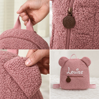 Sac à dos ourson personnalisé, détails, prénom Louise