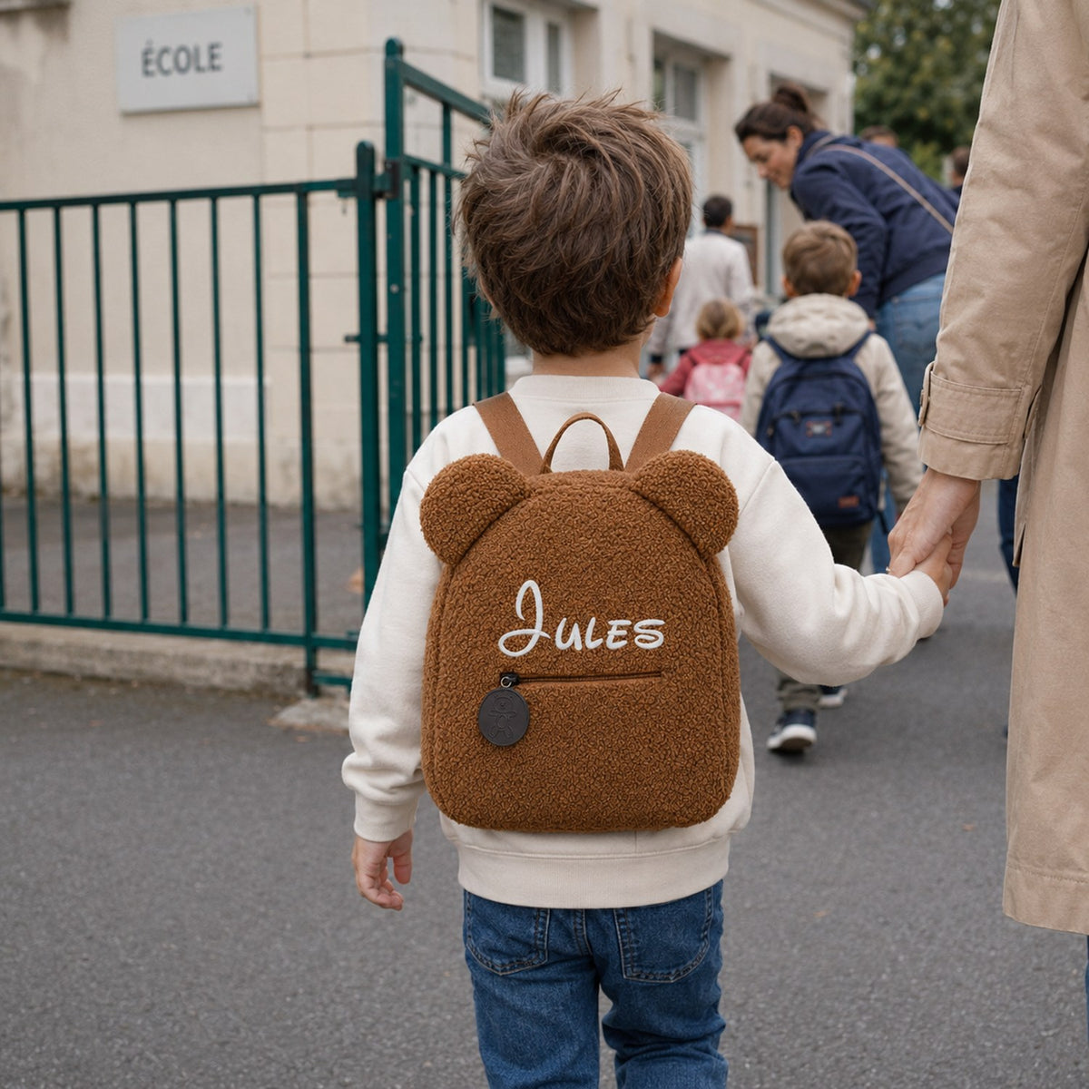 Sac à dos enfant personnalisé, prénom brodé à la main