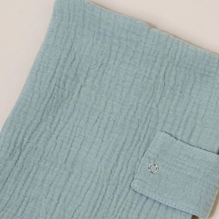 Protège carnet de santé personnalisé, double gaze unie vert sauge